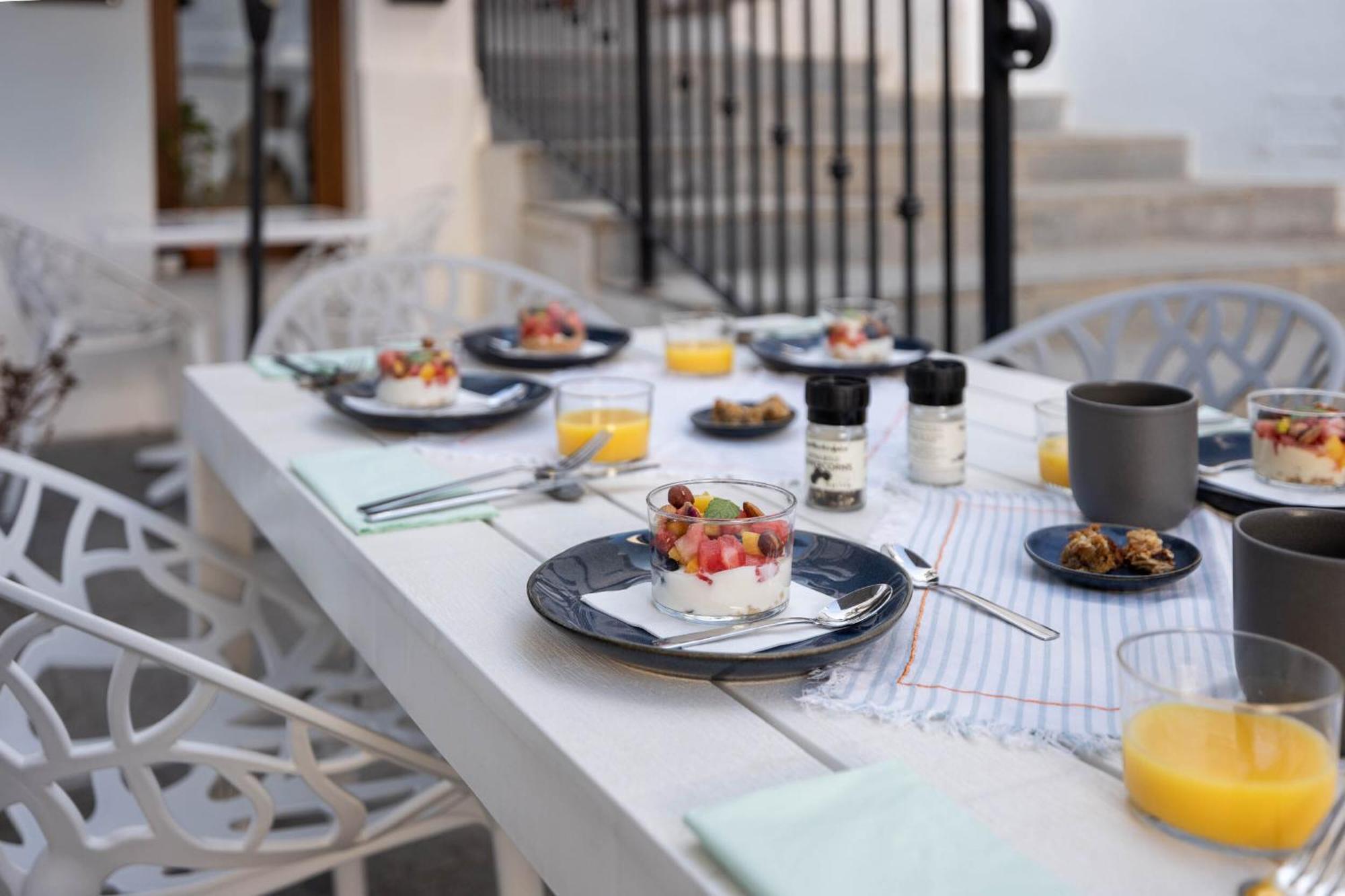 Olive & Ivy Guesthouse Canillas de Aceituno Luaran gambar