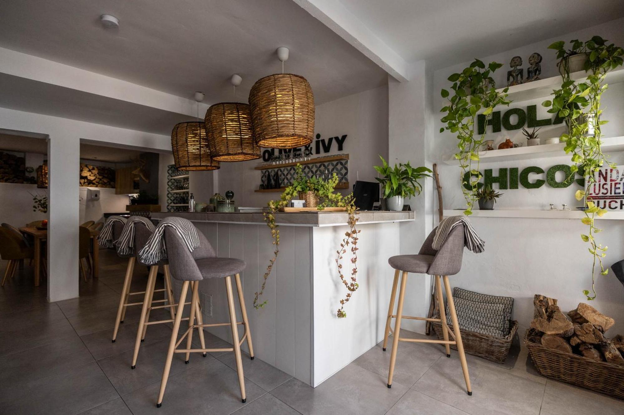 Olive & Ivy Guesthouse Canillas de Aceituno Luaran gambar