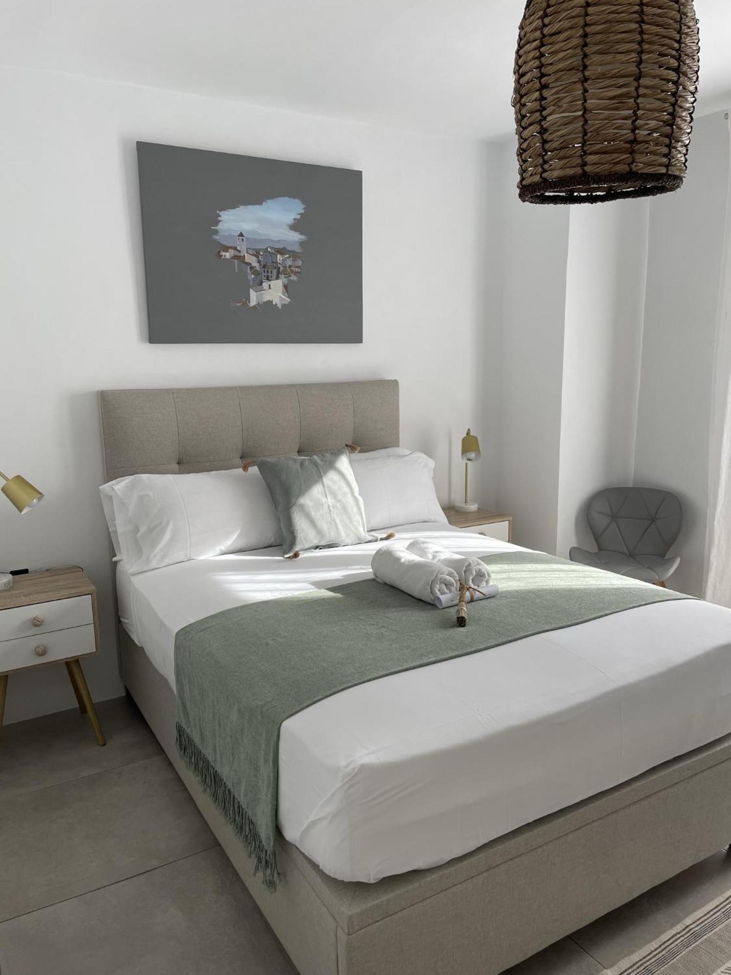 Olive & Ivy Guesthouse Canillas de Aceituno Luaran gambar